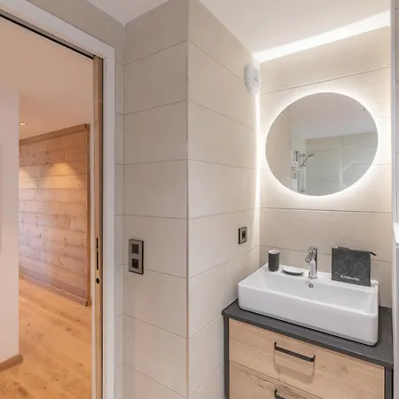 Neuf 65m² Proche Centre-ville - 400m Des Pistes, Wi-fi - Fr-1-645-72 Huez